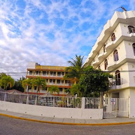 Hotel Y Suites Bugambilias Rincon de Guayabitos Exterior foto