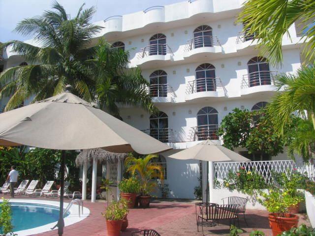 Hotel Y Suites Bugambilias Rincon de Guayabitos Exterior foto