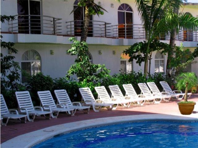 Hotel Y Suites Bugambilias Rincon de Guayabitos Exterior foto